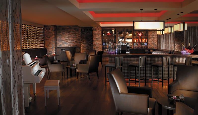 Shangri-La's Rasa Sayang Resort & Spa-Feringgi Bar_1761